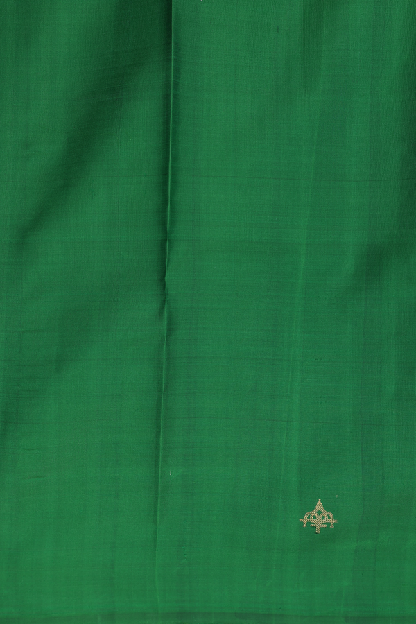 Kanchipuram Silk Saree In Emerald Green With Zari Buttas