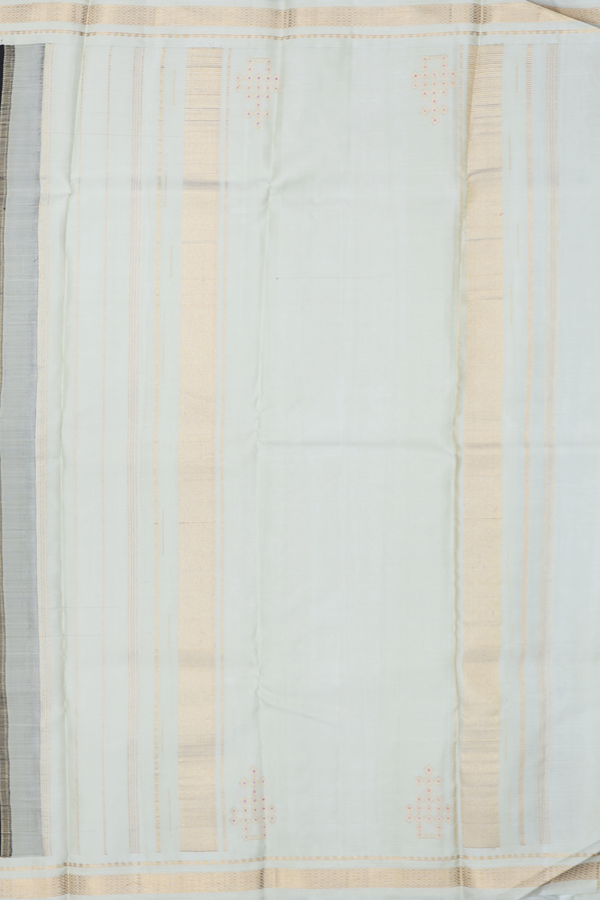 Kanchipuram Silk Saree In Black With Contrast Border