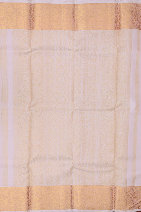 Kanchipuram Silk Saree In Cream Color With Zari Border