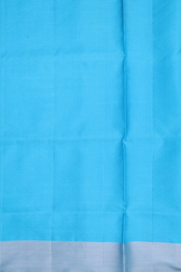 Soft Silk Saree In Royal Blue With Diamond Design