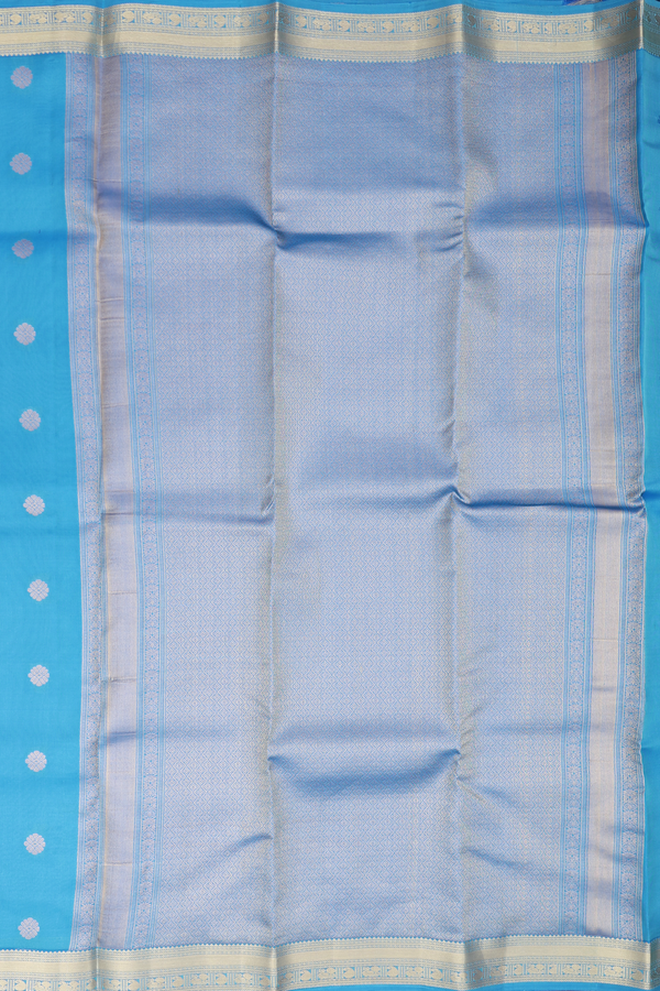 Kanchipuram Silk Saree In Deep Sky Blue With Floral Buttas