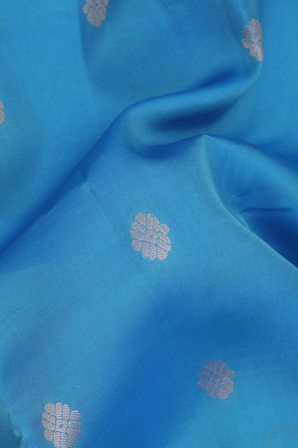 Kanchipuram Silk Saree In Deep Sky Blue With Floral Buttas