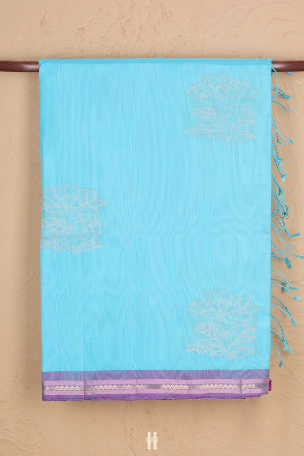 Linen Saree In Blue With Floral Design