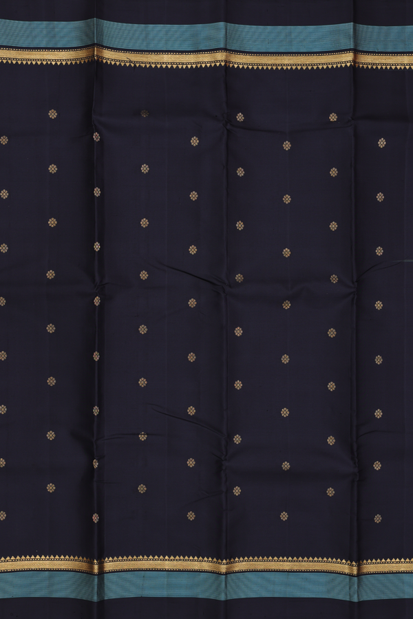 Kanchipuram Silk Saree In Black With Floral Buttas