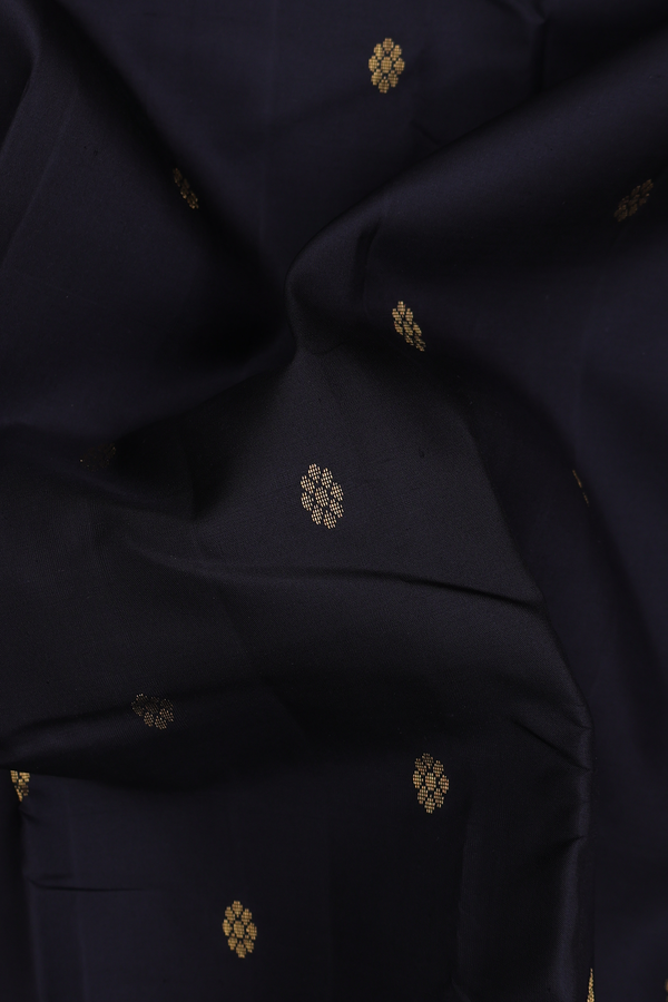 Kanchipuram Silk Saree In Black With Floral Buttas