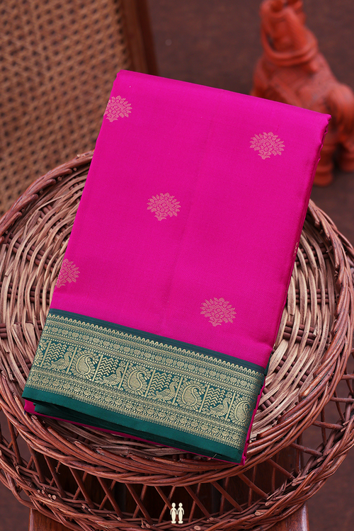 Kanchipuram Silk Saree In Dark Pink With Floral Buttas