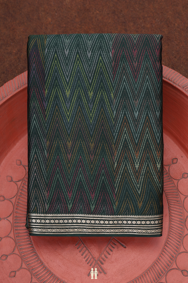Crepe Saree In Forest Green With Chevron Design