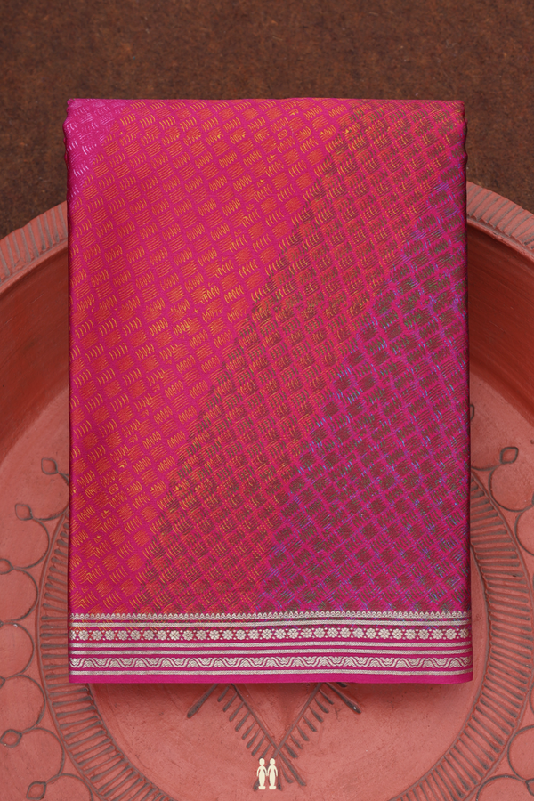 Crepe Saree In Shades Of Pink With Allover Design