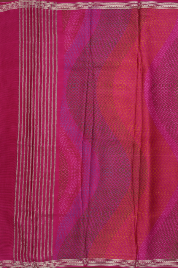 Crepe Saree In Shades Of Pink With Allover Design