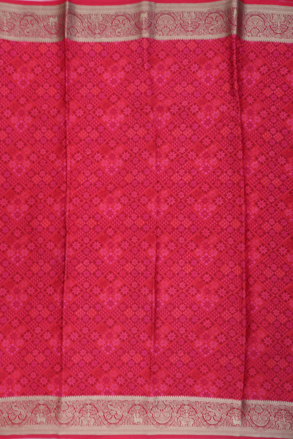 Crepe Saree In Shades Of Pink With Printed Design