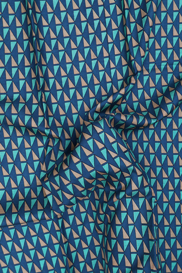 Printed Silk Saree In Prussian Blue With Allover Design