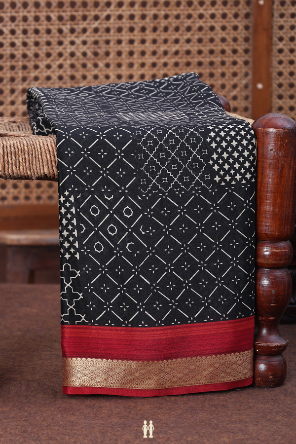 Crepe Saree In Black With Printed Design
