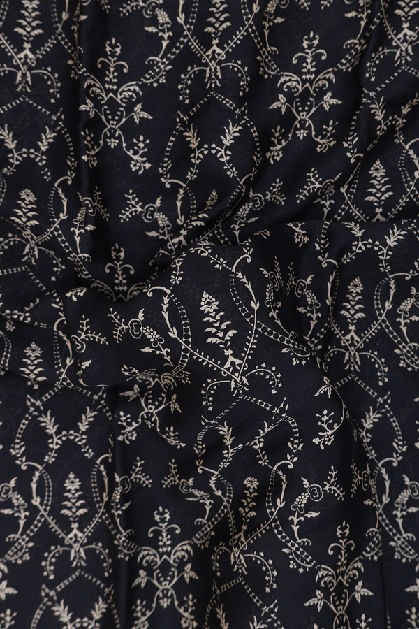 Crepe Saree In Black With Printed Design