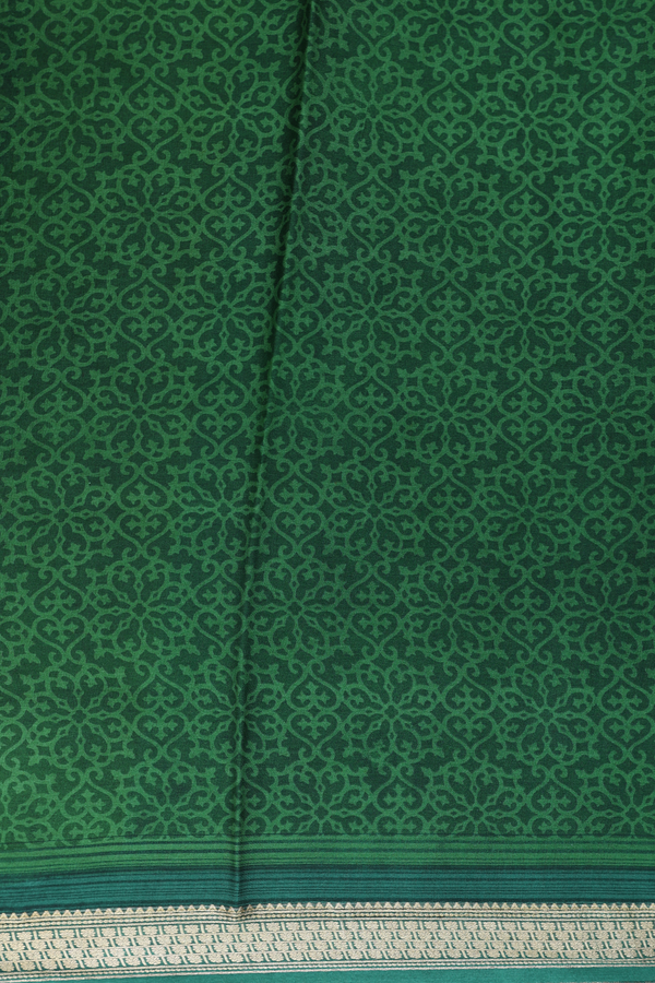 Crepe Saree In Shades Of Green With Geometric Design