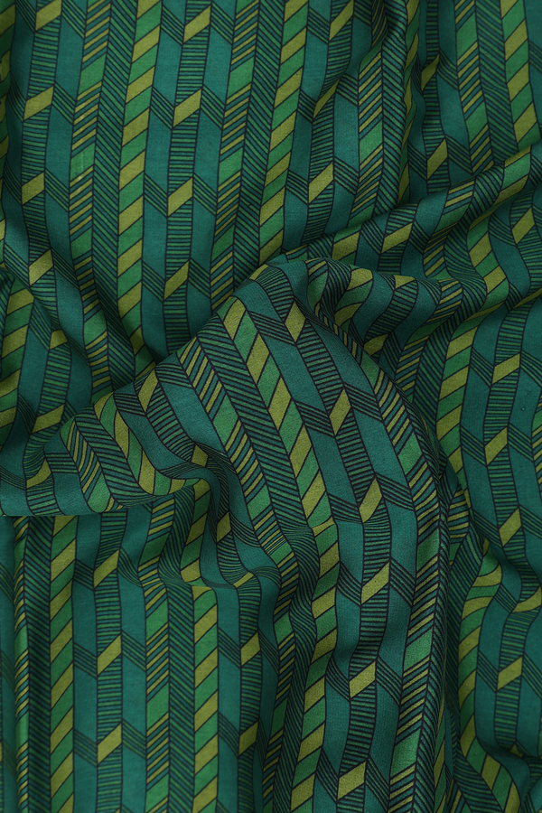 Crepe Saree In Shades Of Green With Geometric Design