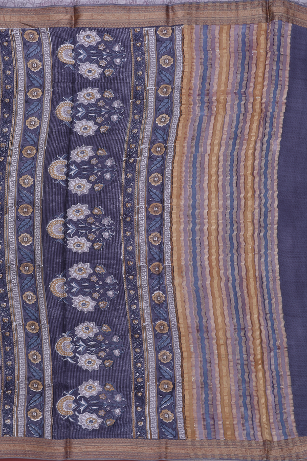 Crepe Saree In Dusty Lavender With Floral Printed Design