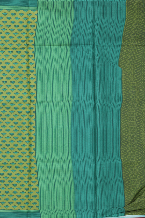 Printed Silk Saree In Green With Floral Design