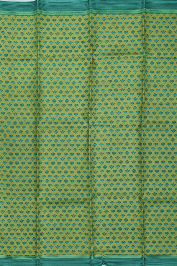 Printed Silk Saree In Green With Floral Design