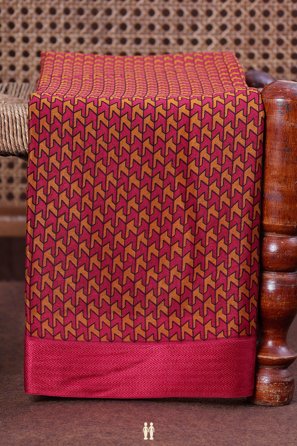 Crepe Saree In Red And Orange With Printed Design