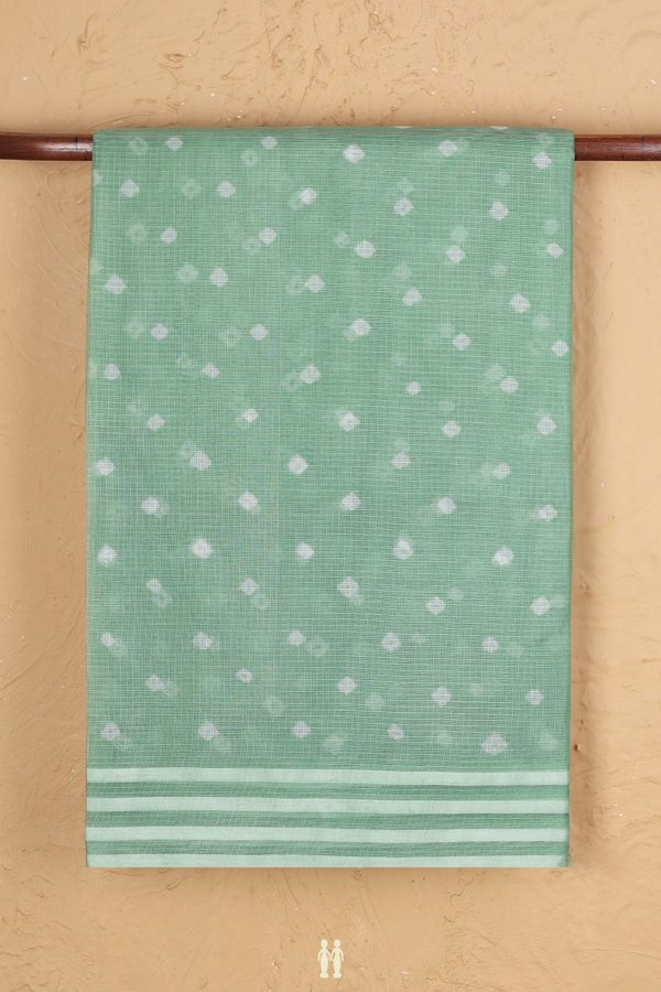 Kota Silk Saree In Green With Diamond Buttas