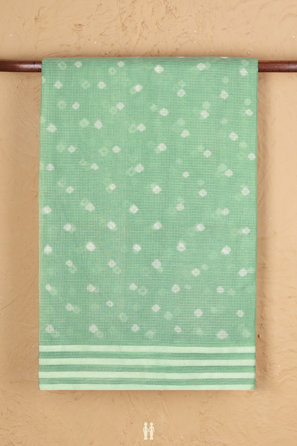 Kota Silk Saree In Green With Diamond Buttas