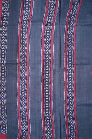 Self Checks Design Shades Of Grey Tussar Silk Saree