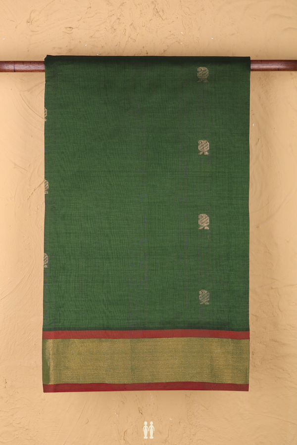 Semi Silk Cotton Saree In Fern Green With Paisley Buttas