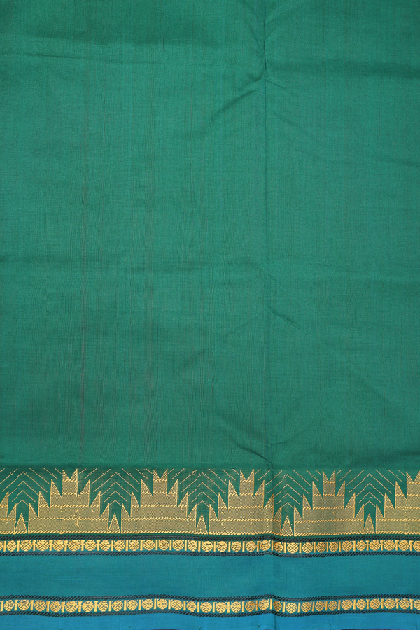 Semi Silk Cotton Saree In Chilli Red With Paisley Buttas