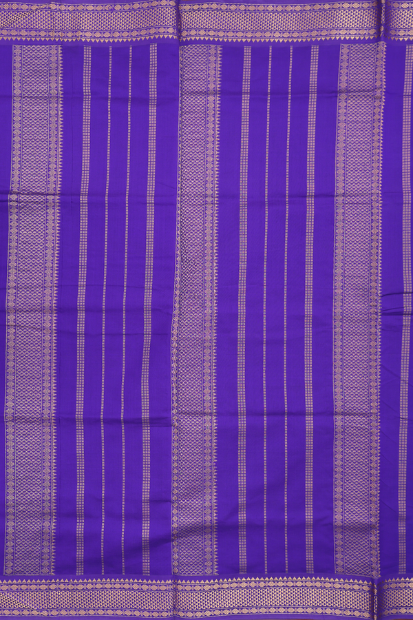 Semi Silk Cotton Saree In Dual Tone With Zari Border