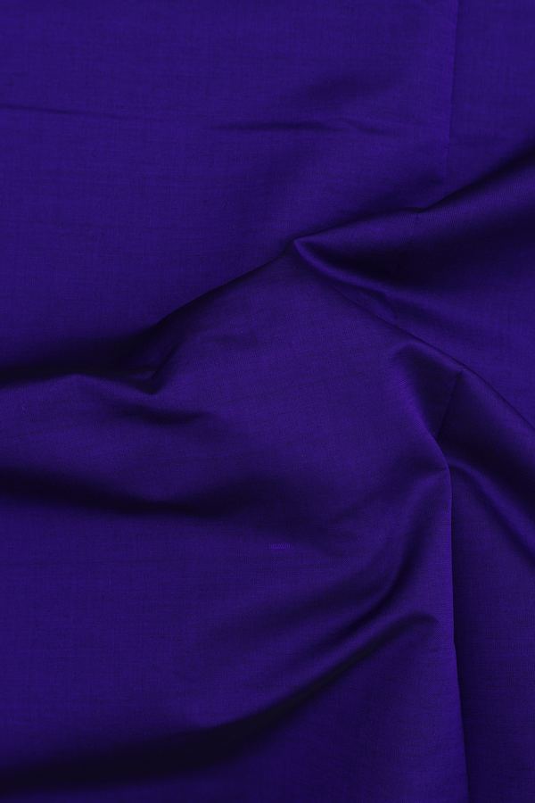 Semi Silk Cotton Saree In Royal Blue With Zari Border