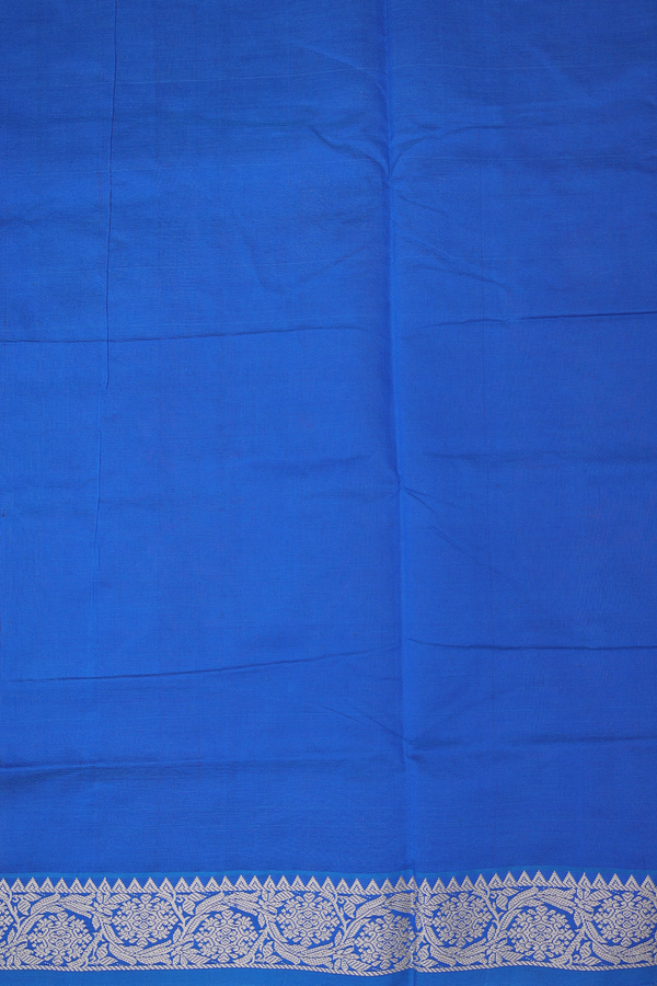 Semi Silk Cotton Saree In Rust Red With Threadwork Motifs