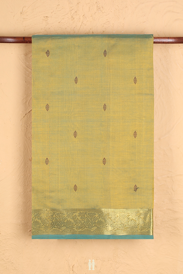 Silk Cotton Saree In Dual Tone With Threadwork Buttas