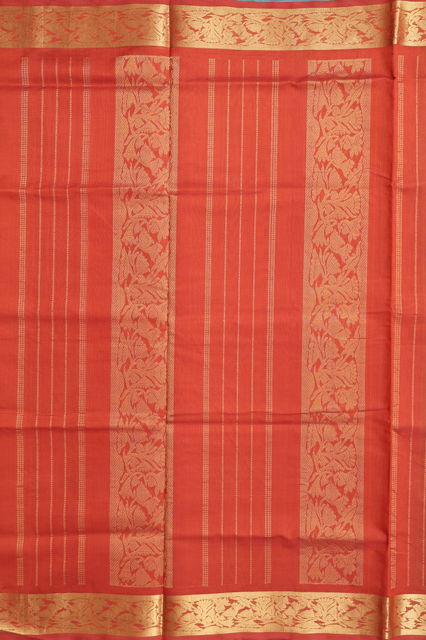 Silk Cotton Saree In Dual Tone With Threadwork Buttas