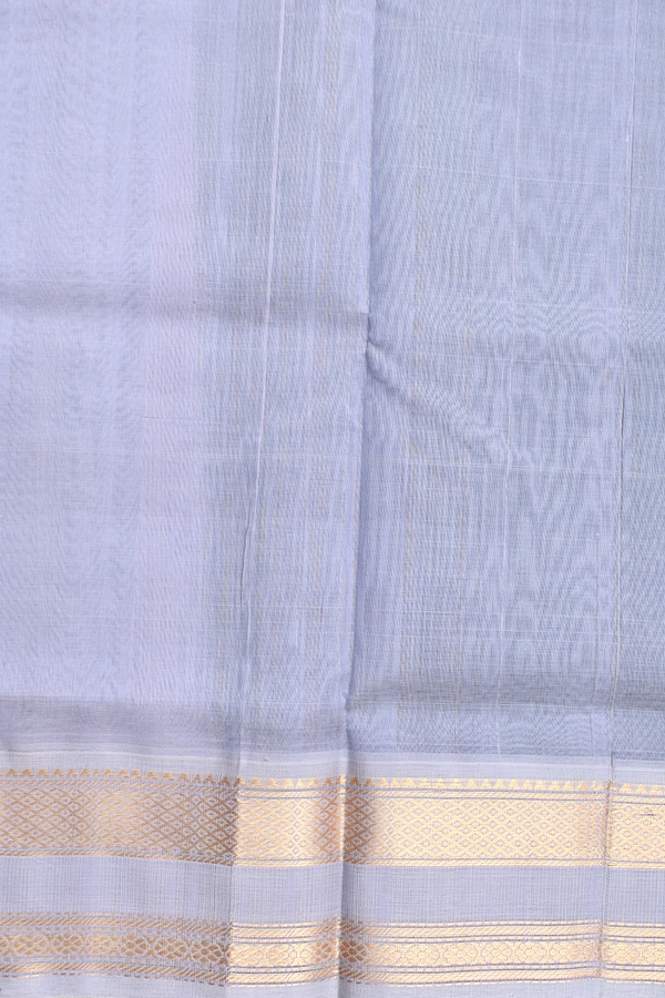 Traditional Silk Cotton Saree In Green With Floral Buttas