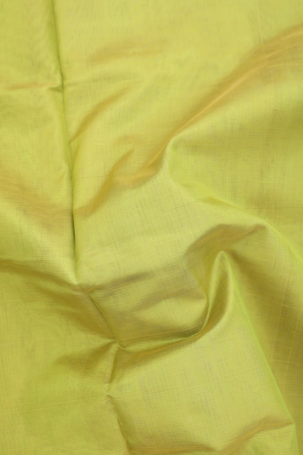 Silk Cotton Saree In Green With Chevron Border