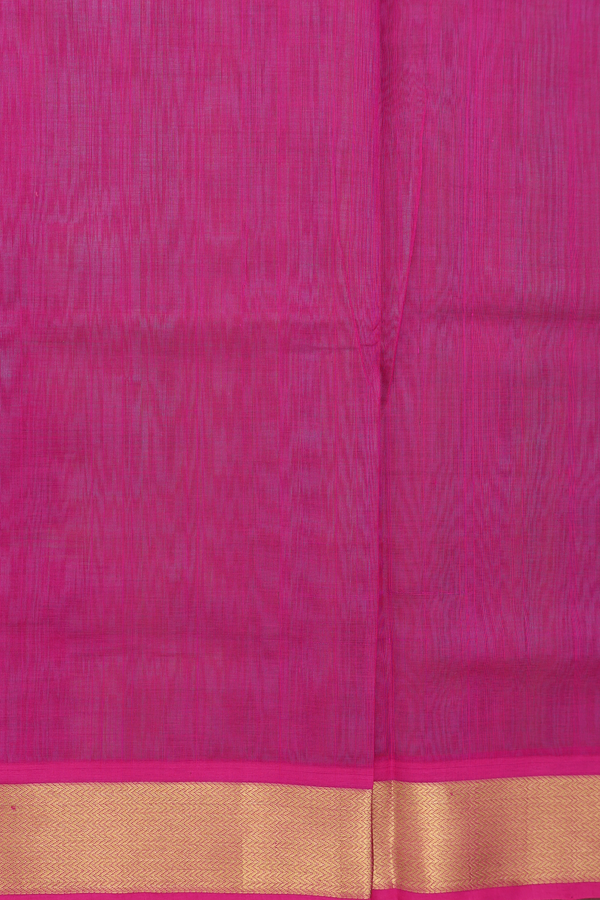 Silk Cotton Saree In Green With Zari Buttas