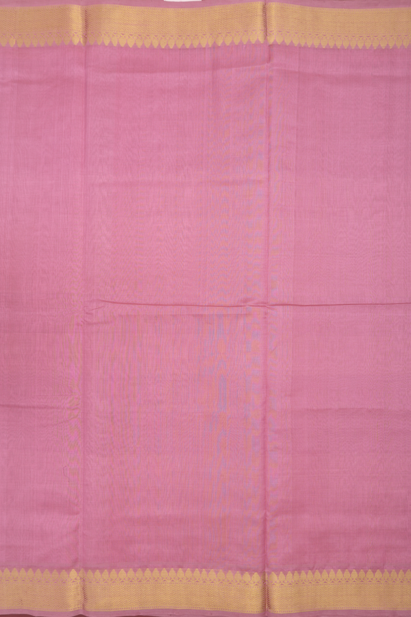 Silk Cotton Saree In Onion Pink With Chevron Zari Border