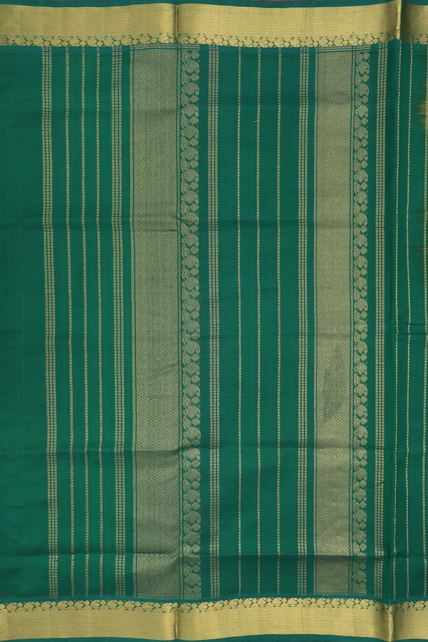 Silk Cotton Saree In Pink With Paisley Buttas