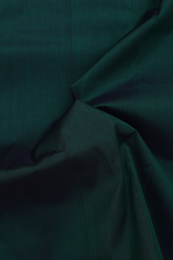 Silk Cotton Saree In Plain Dark Green With Contrast Border