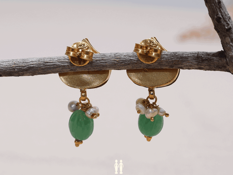Thilagam Stud With Stones Gold-Plated Silver Earrings