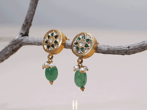 Green White Stone Chakram Stud Gold-Plated Silver Earrings