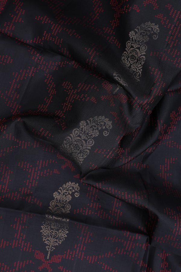 Soft Silk Saree In Black With Threadwork Design
