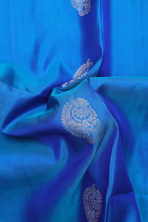 Soft Silk Saree In Cerulean Blue With Zari Motifs