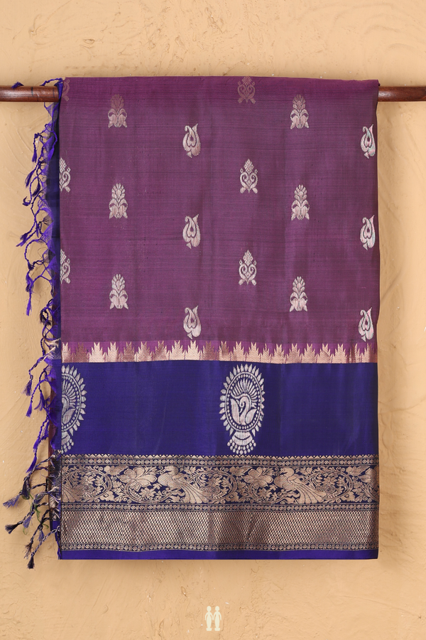 Soft Silk Saree In Dual Tone With Floral Buttas