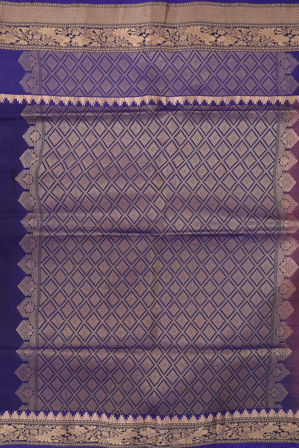 Soft Silk Saree In Dual Tone With Floral Buttas