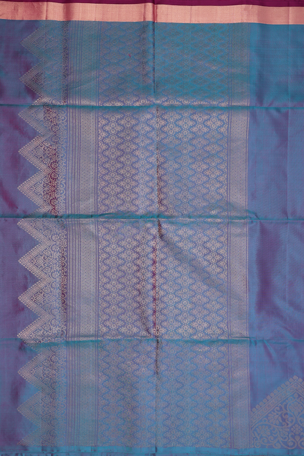 Soft Silk Saree In Dual Tone With Floral Buttas