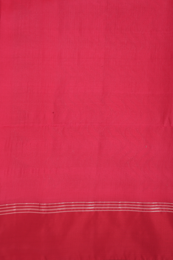 Soft Silk Saree In Dual Tone With Floral Buttas