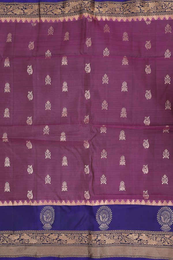 Soft Silk Saree In Dual Tone With Floral Buttas