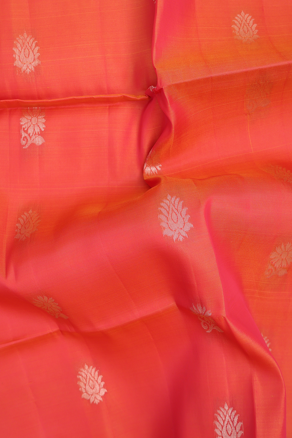 Soft Silk Saree In Dual Tone With Floral Buttas