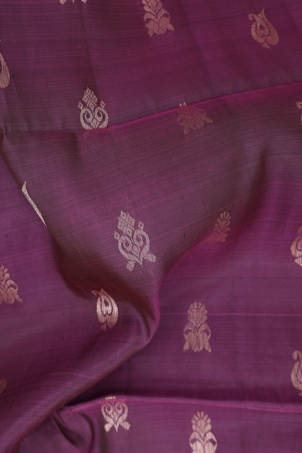 Soft Silk Saree In Dual Tone With Floral Buttas